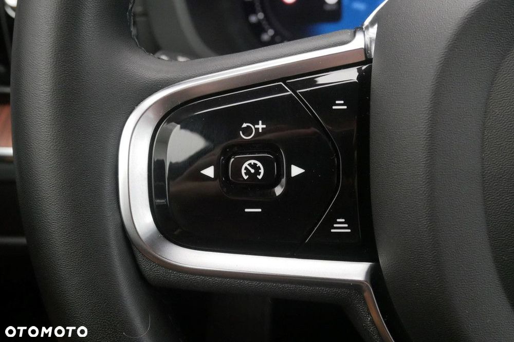 Volvo XC 60 - 31