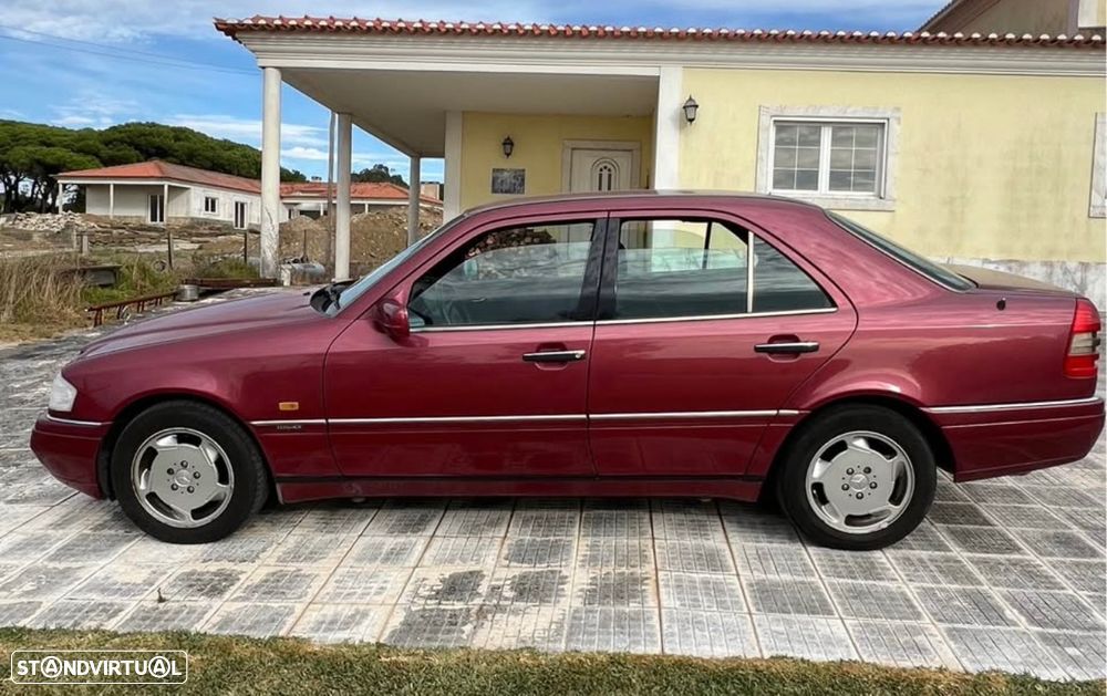 Mercedes-Benz C 180 Elegance - 2