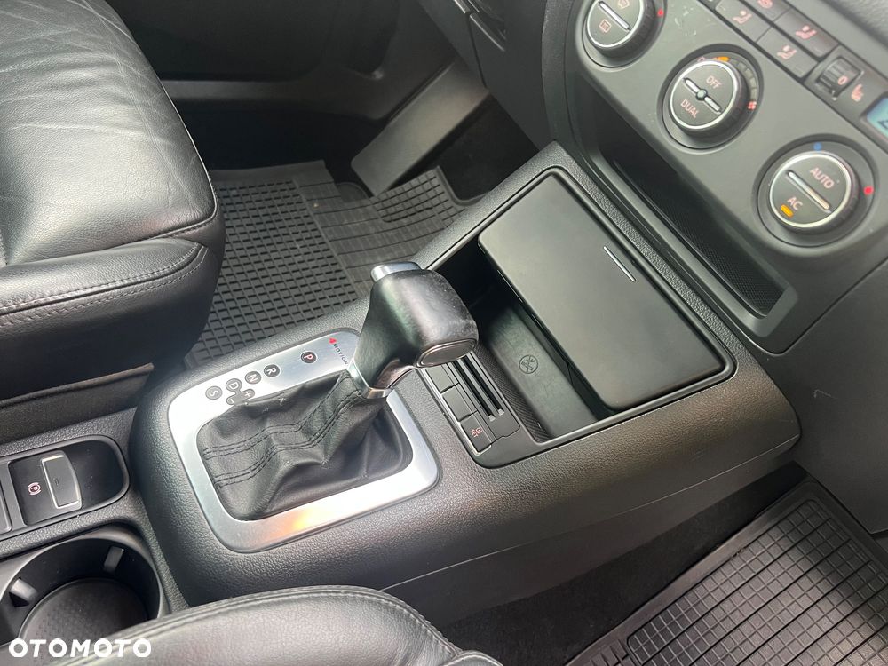 Volkswagen Tiguan 2.0 TDI 4Mot Trend DSG - 23