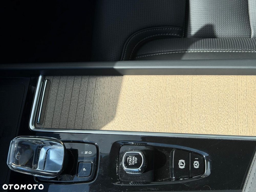 Volvo XC 60 - 19