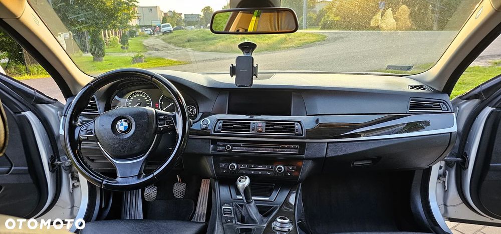 BMW Seria 5 - 15