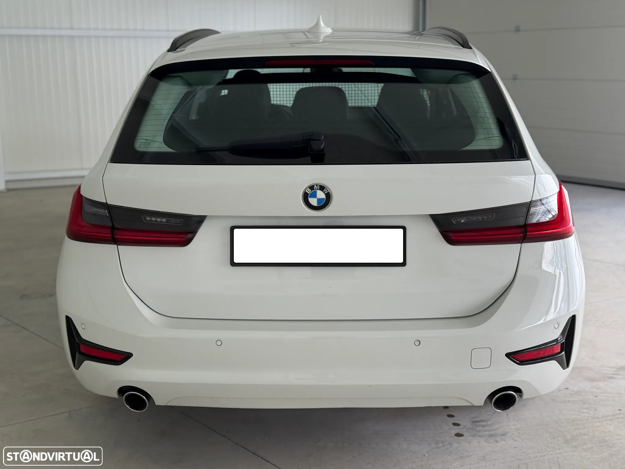 BMW 318 d Touring - 12