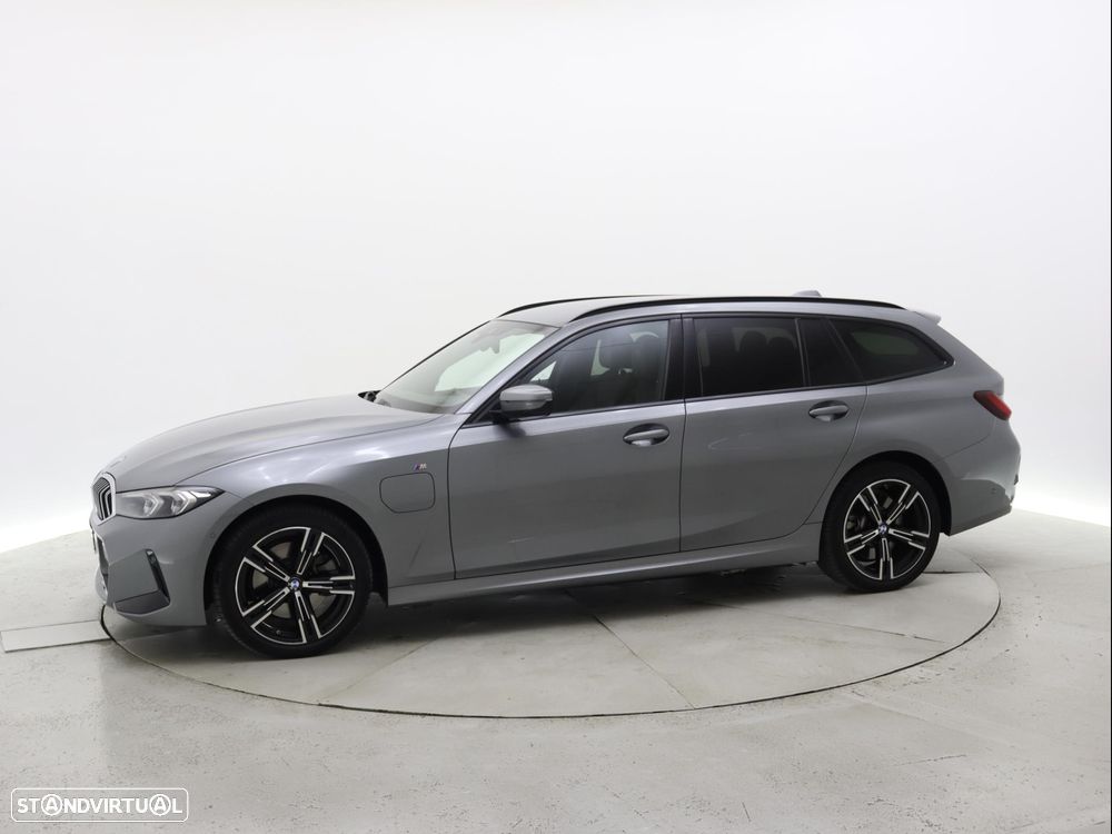 BMW 330 e Pack Desportivo M Auto - 2
