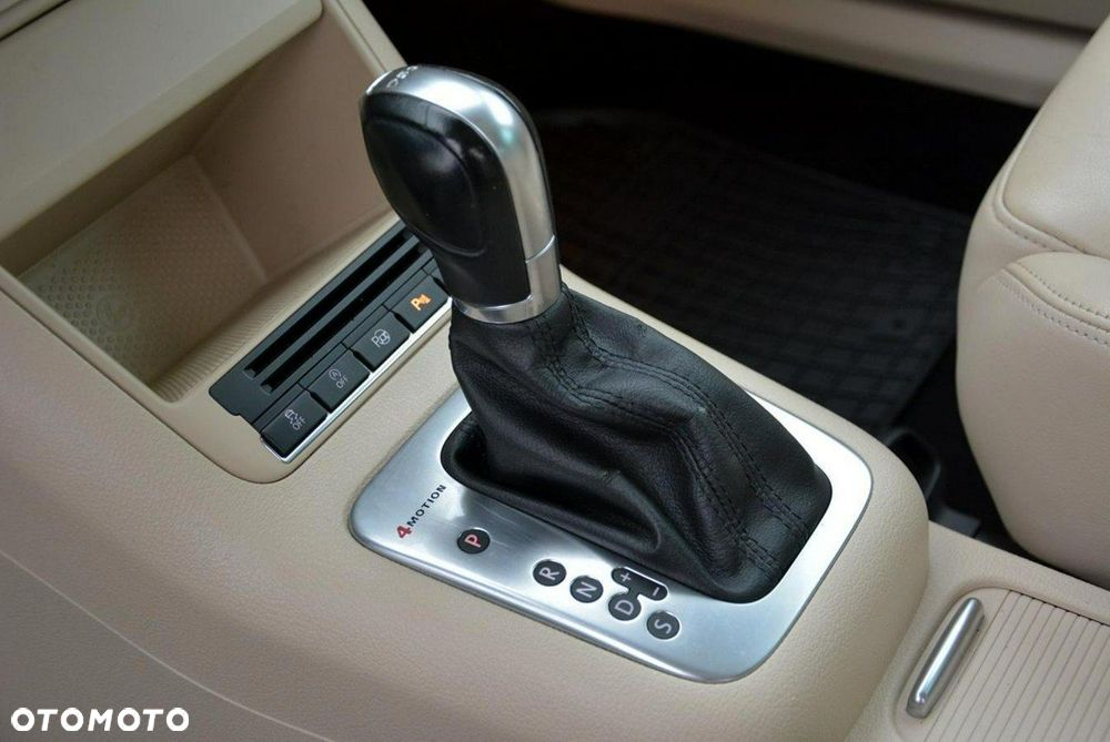 Volkswagen Tiguan 2.0 TDI 4Mot Sport&Style DSG - 29