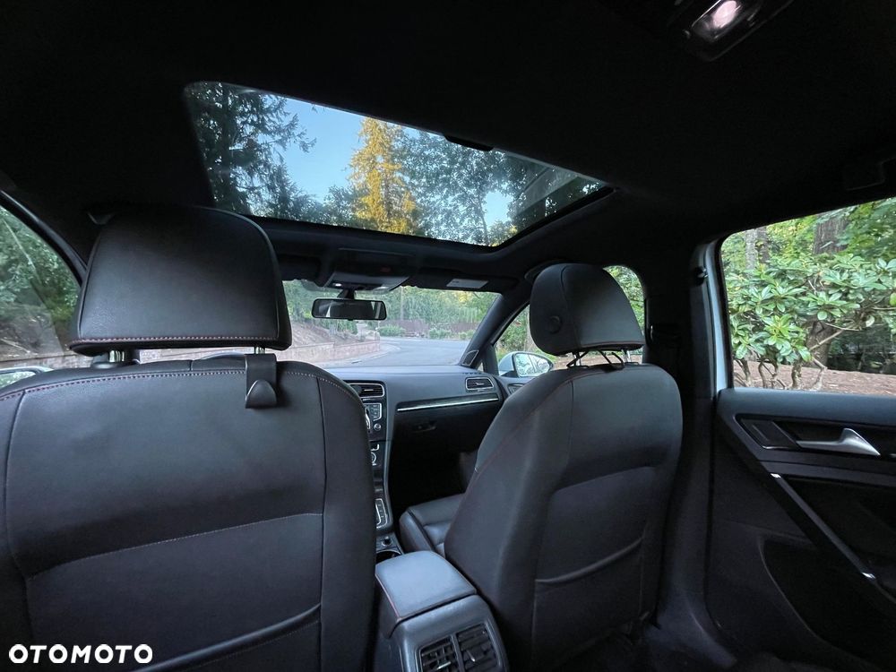 Volkswagen Golf 2.0 GTI DSG - 19