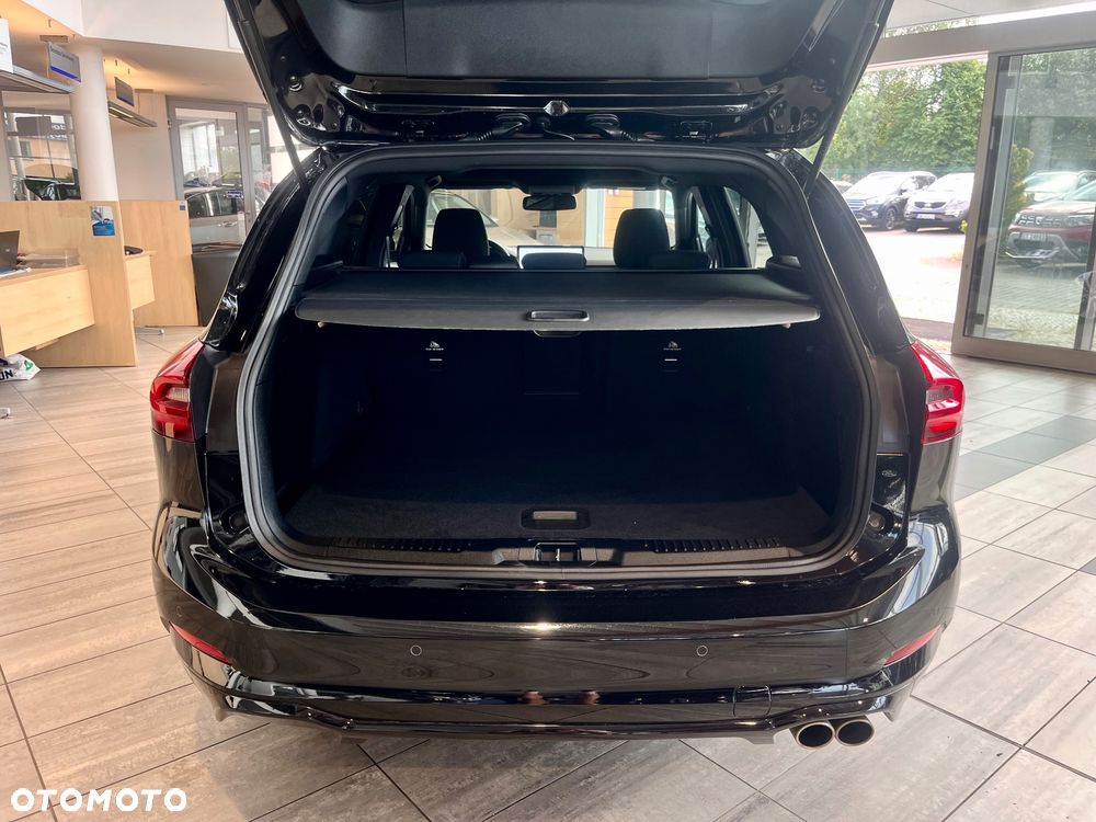 Ford Focus 1.0 EcoBoost Hybrid ST-LINE X - 28