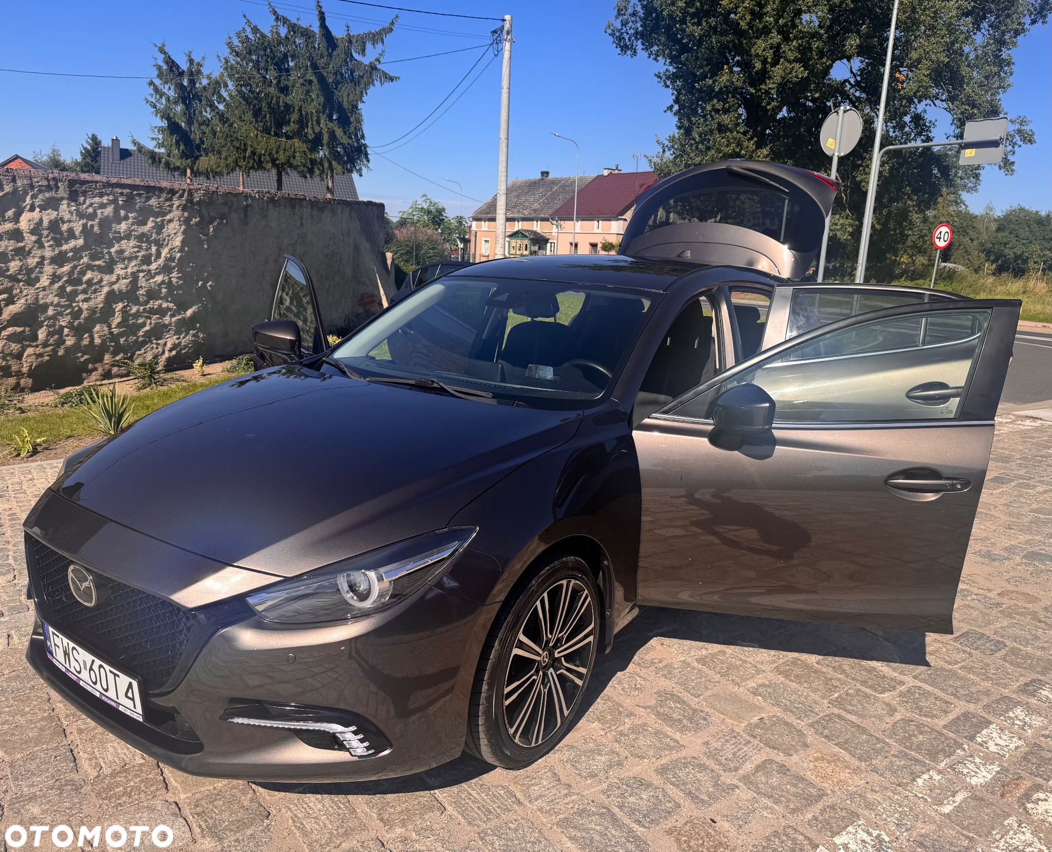 Mazda 3 SKYACTIV-G 120 NAKAMA - 37
