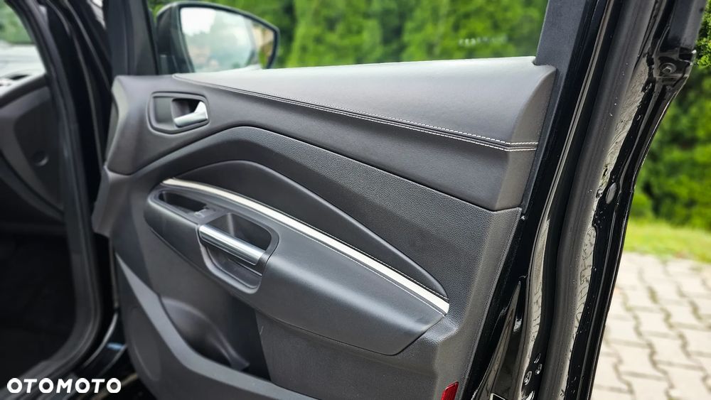 Ford Kuga 2.0 TDCi 2x4 Vignale - 21
