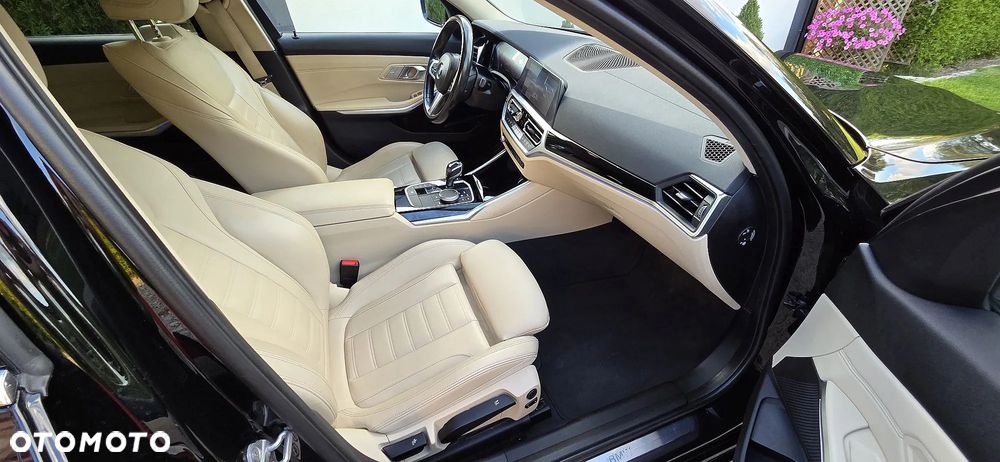 BMW Seria 3 320d mHEV M Sport - 10