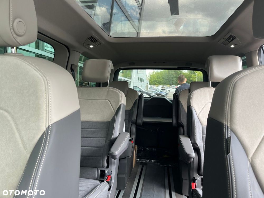Volkswagen multivan EDITION L2 2.0 TDI 150 KM 7-DSG - 17