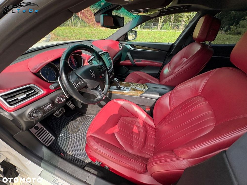 Maserati Ghibli Granlusso - 20