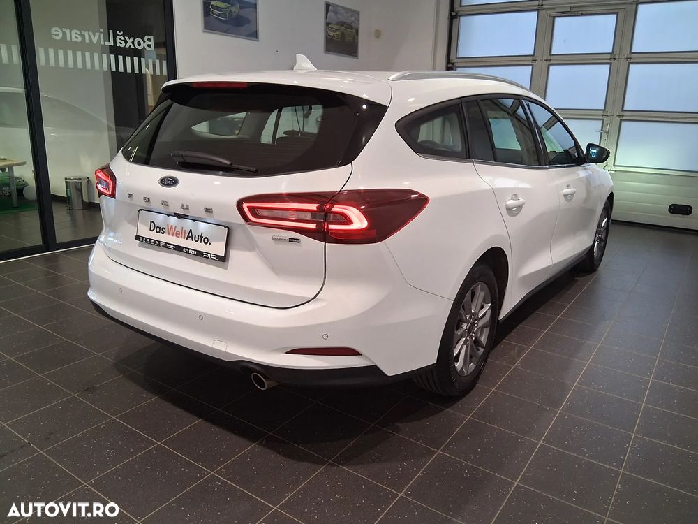 Ford Focus 1.0 EcoBoost Titanium - 12