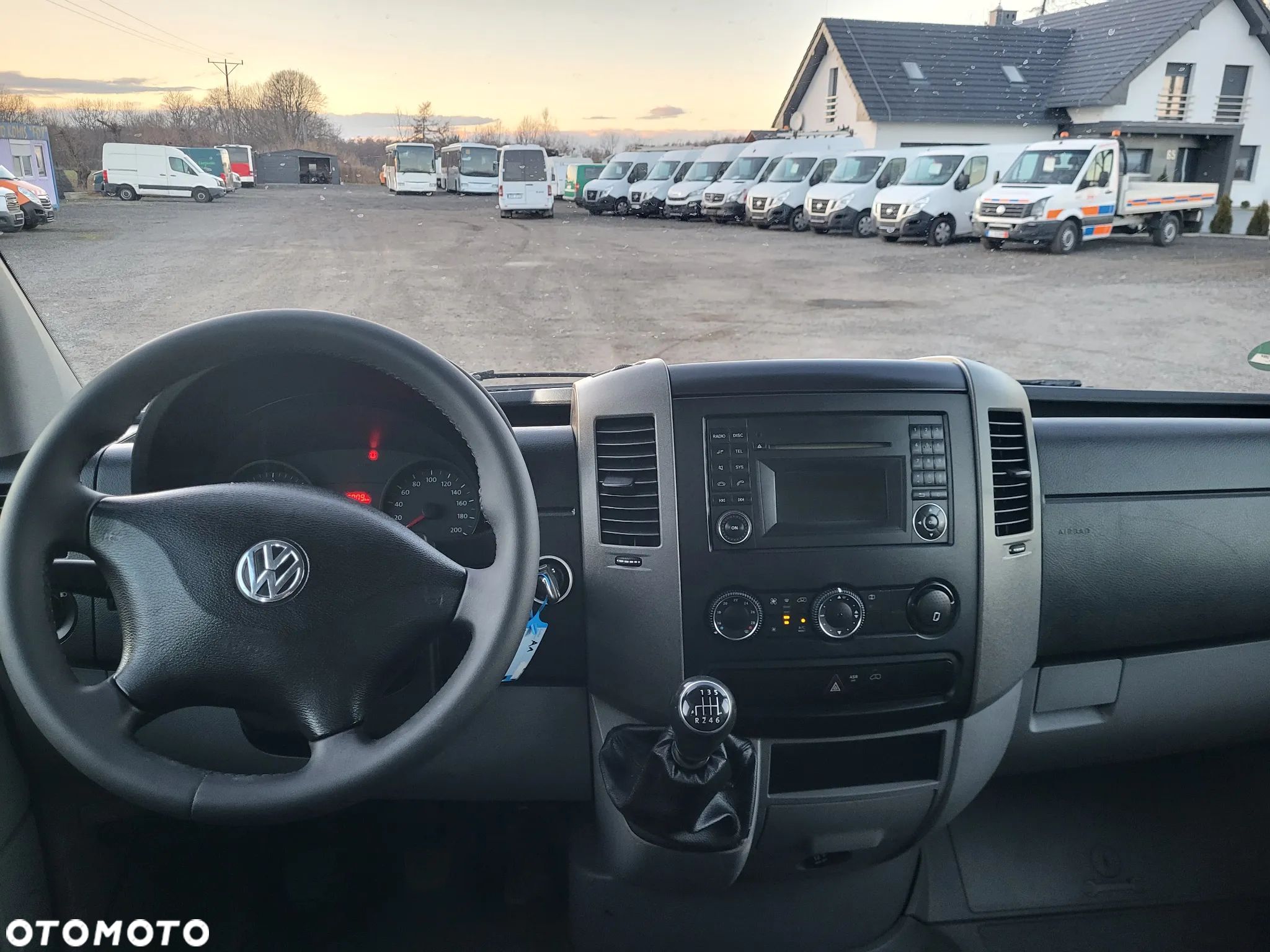 Volkswagen Crafter 2,0 tdi klima super stan idealny serwisowany paka 3.5m - 11