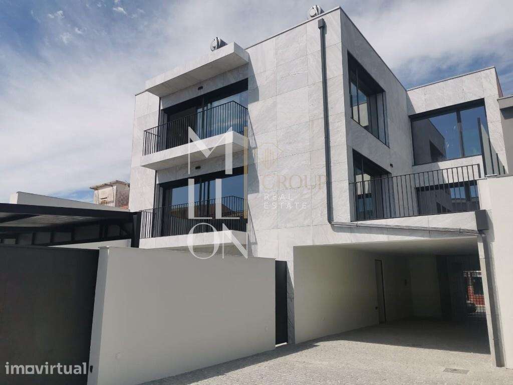 Apartamento T1 nas Caxinas – 3ª Linha de Mar