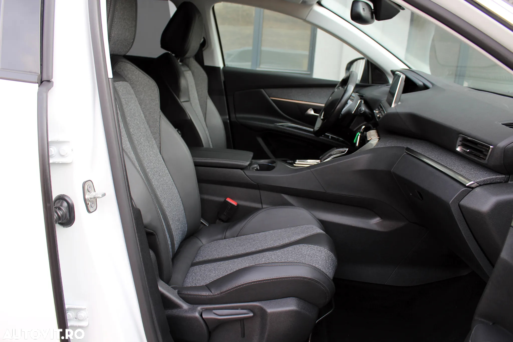 Peugeot 5008 1.5 BlueHDI s&s EAT8 Allure - 7