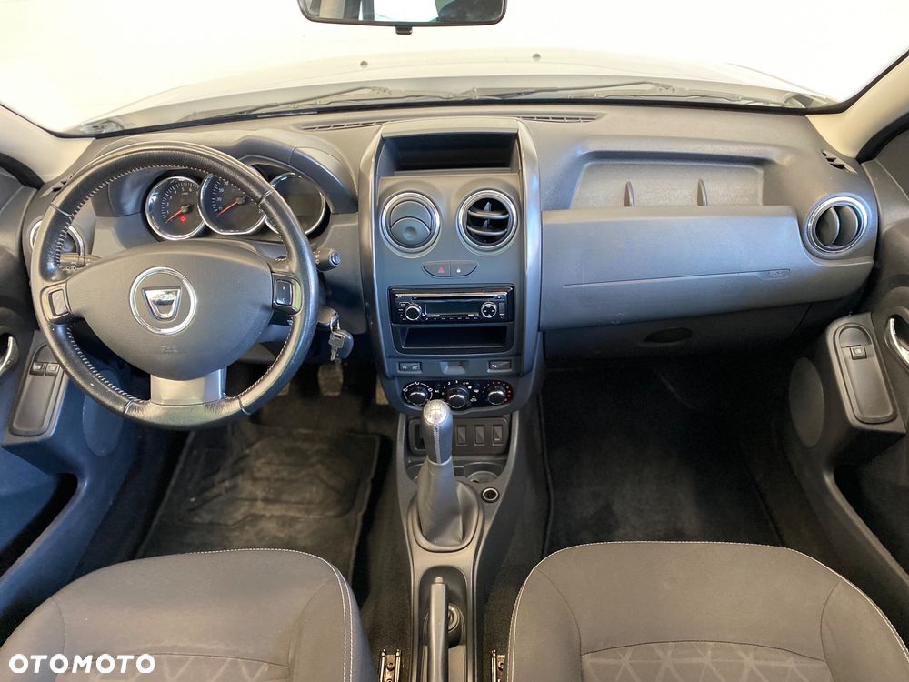 Dacia Duster 1.6 Laureate - 11