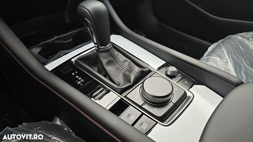 Mazda 3 e-Skyactiv G140 AT MHEV Homura - 11