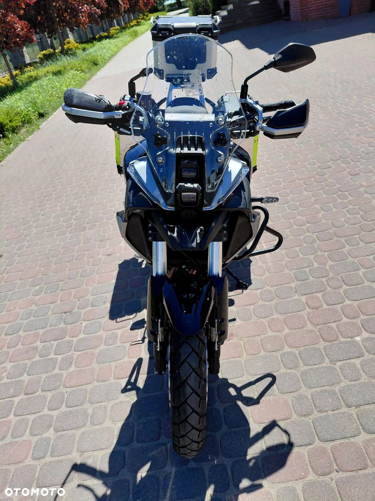 QJMOTOR SRT 800SX - 8
