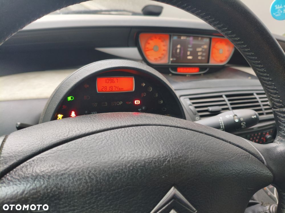 Citroën C8 2.0 HDi Exclusive - 16