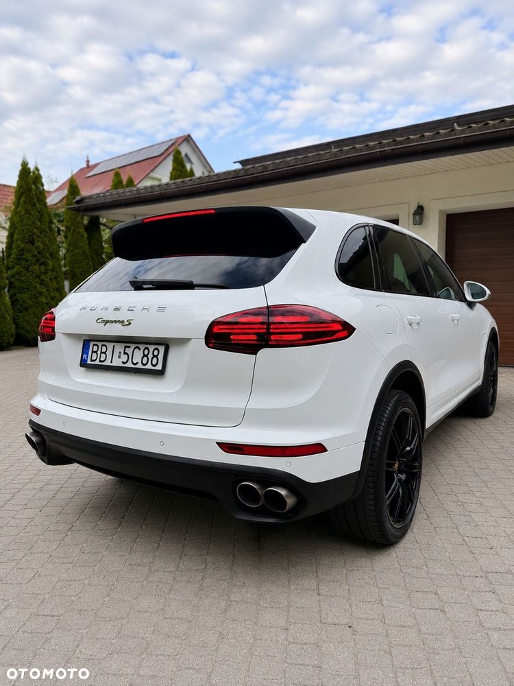 Porsche Cayenne 2016 photo 4