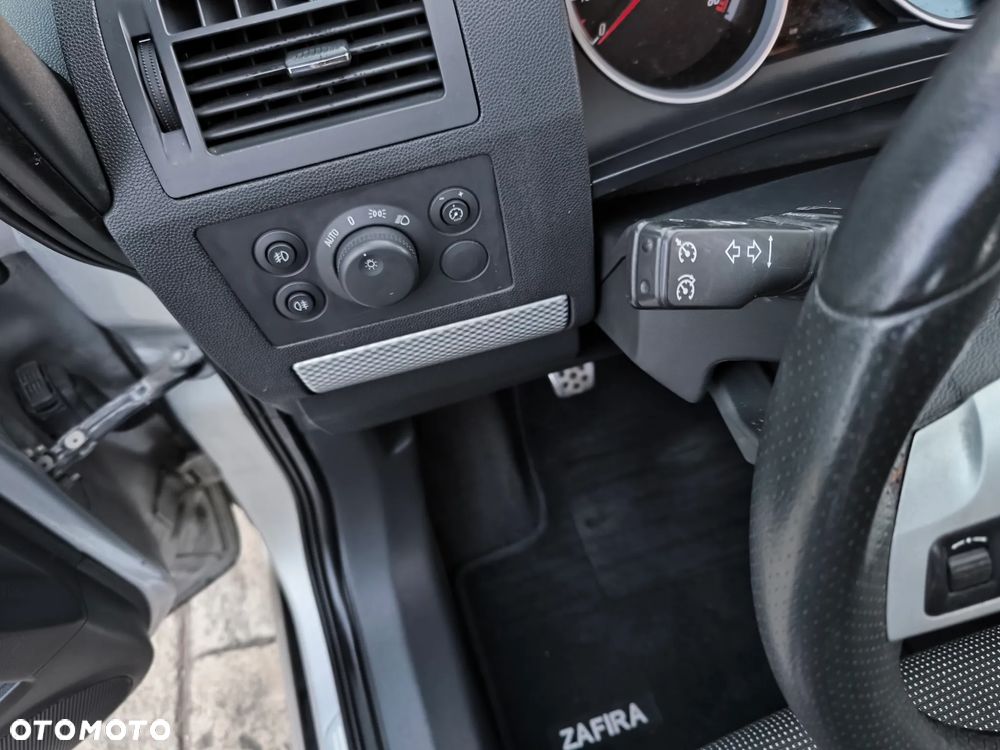 Opel Zafira 2.2 Cosmo - 20