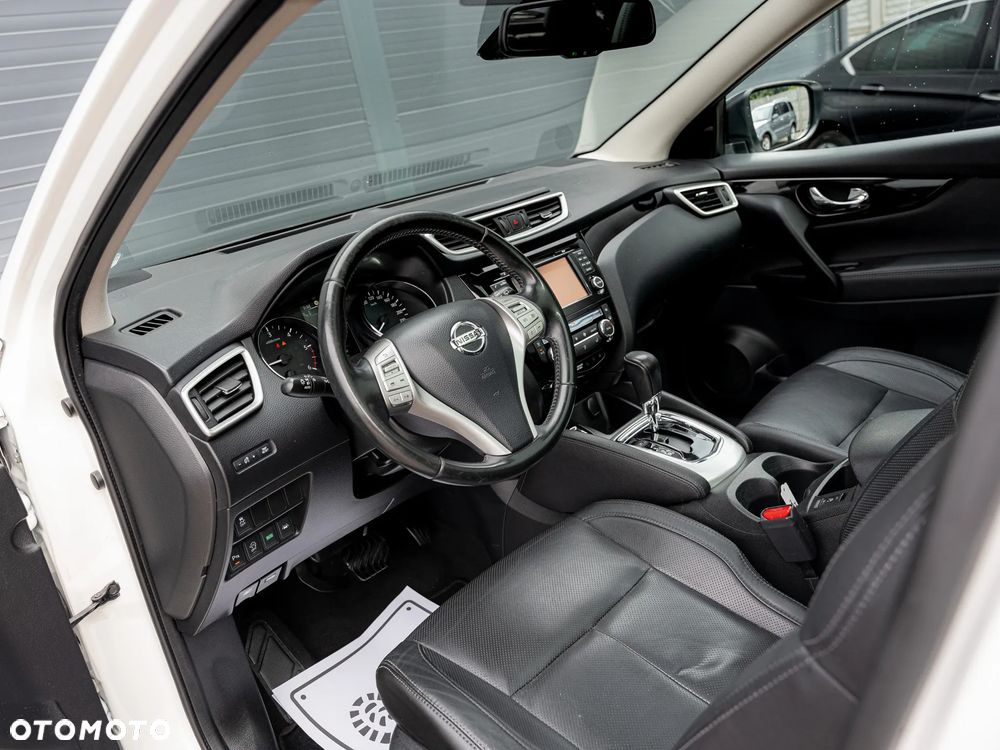 Nissan Qashqai 1.6 dCi Xtronic TEKNA+ - 15