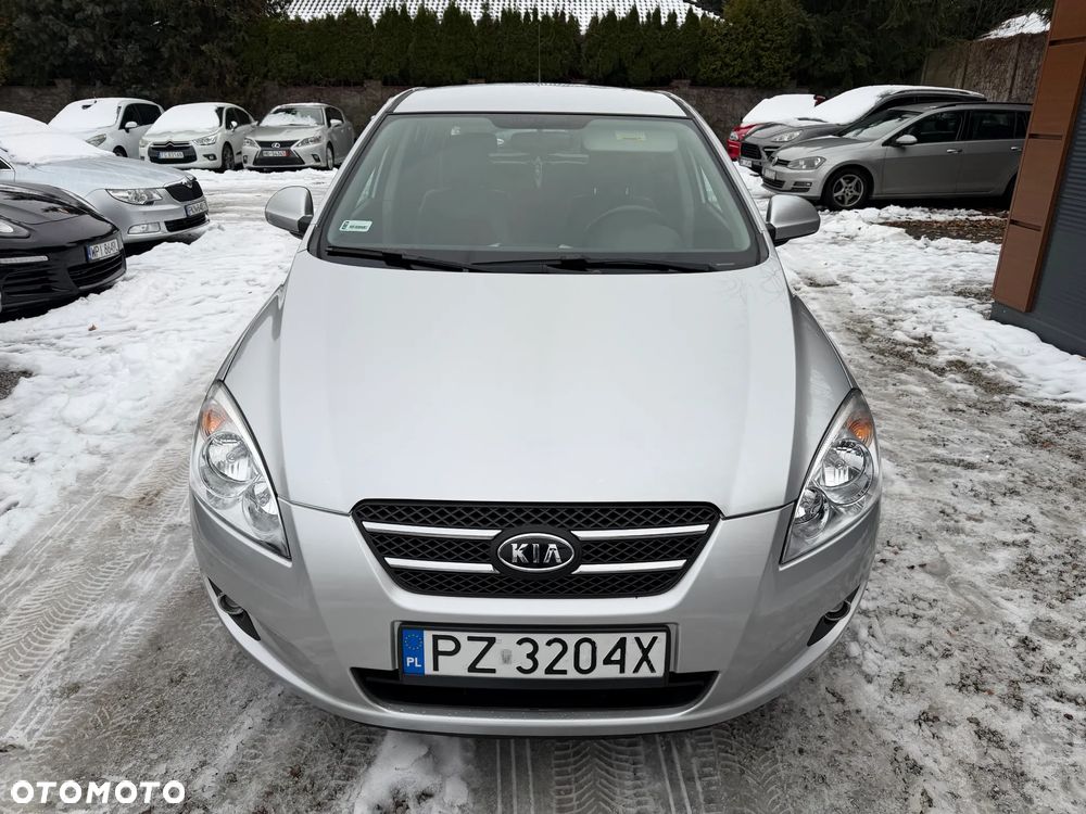 Kia Ceed 1.6 Crdi Comfort + - 3