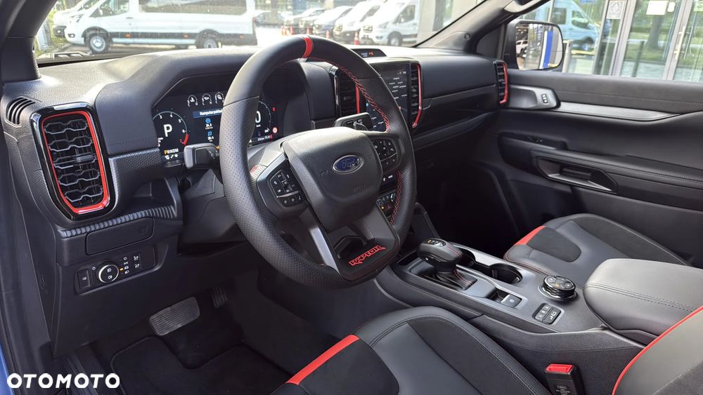 Ford Raptor - 13