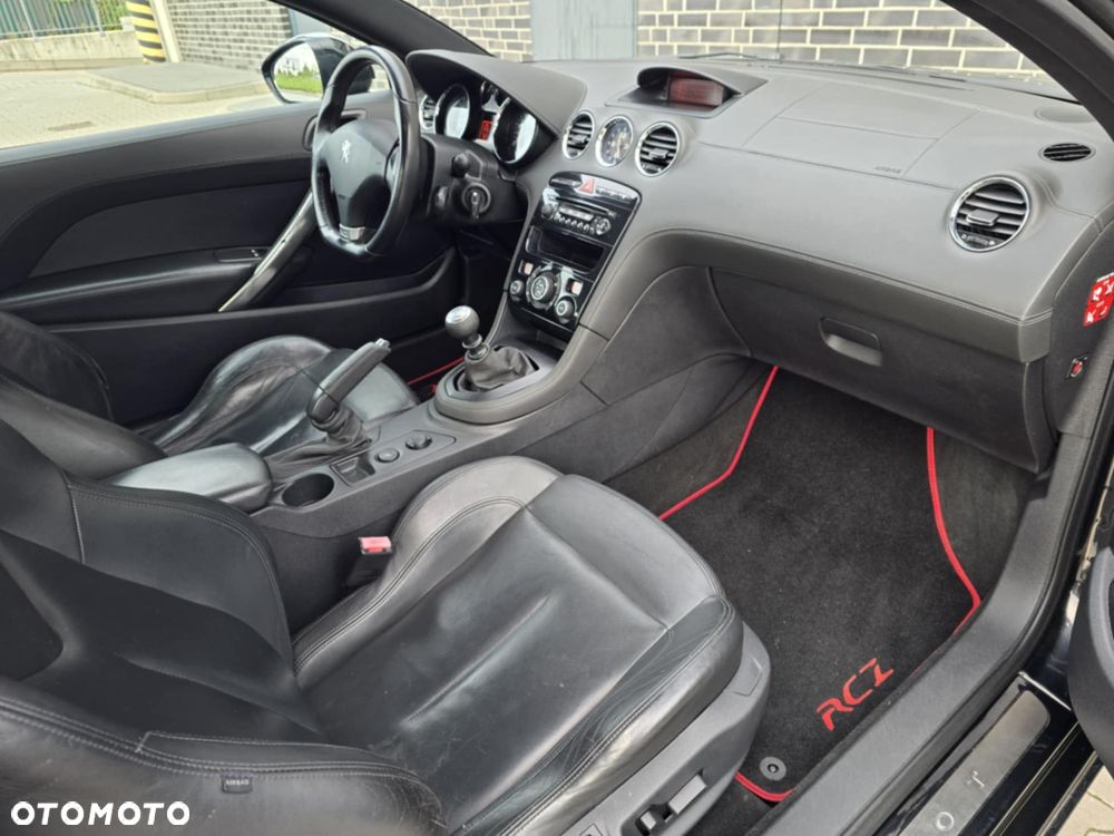 Peugeot RCZ 1.6 200 THP - 24