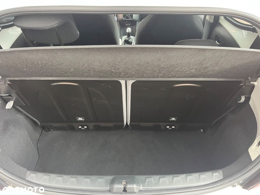 Toyota Aygo 1.0 VVT-i JBL Edition - 2