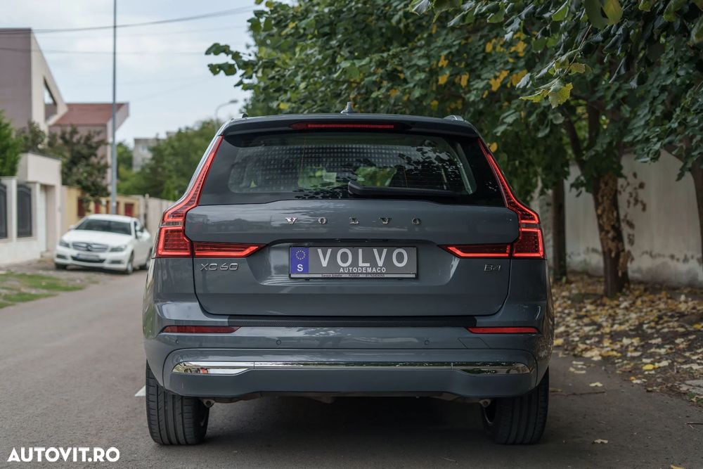 Volvo XC 60 B4 D Plus Bright - 26