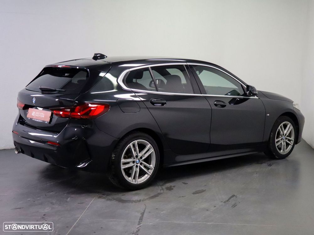 BMW 118 i Pack Desportivo M Auto - 4