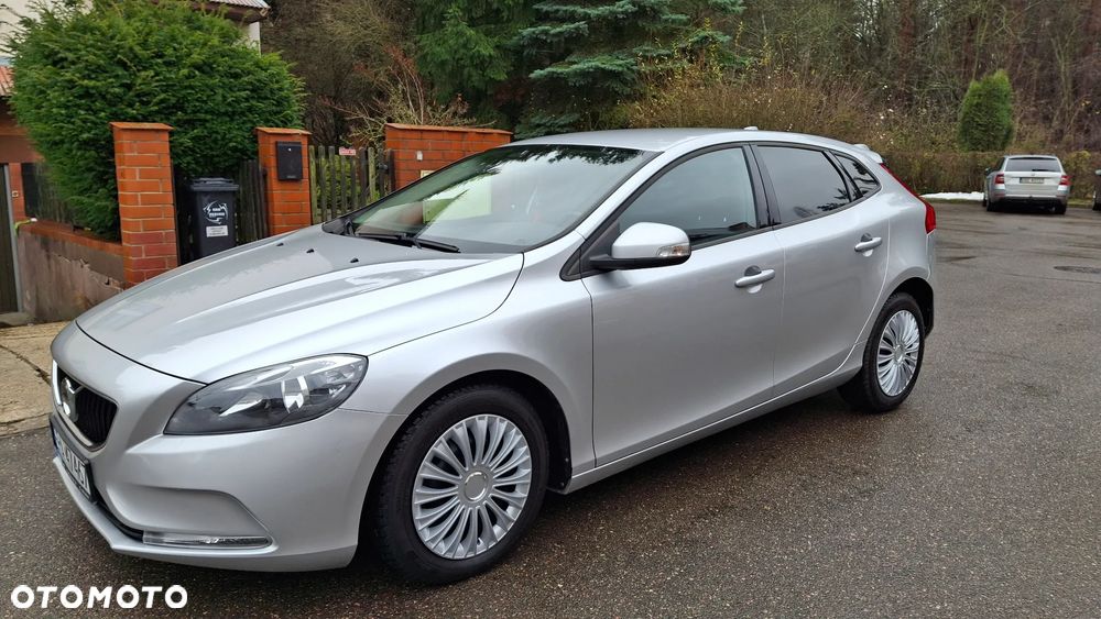 Volvo V40 D2 Kinetic - 27