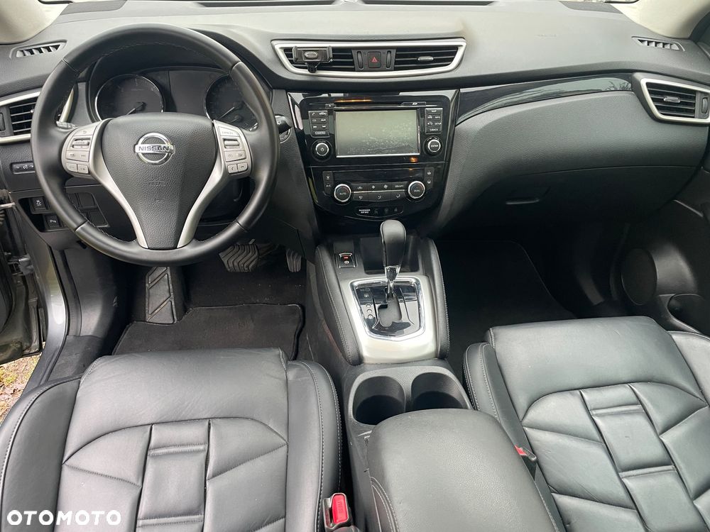 Nissan Qashqai 1.6 dCi Xtronic TEKNA+ - 9