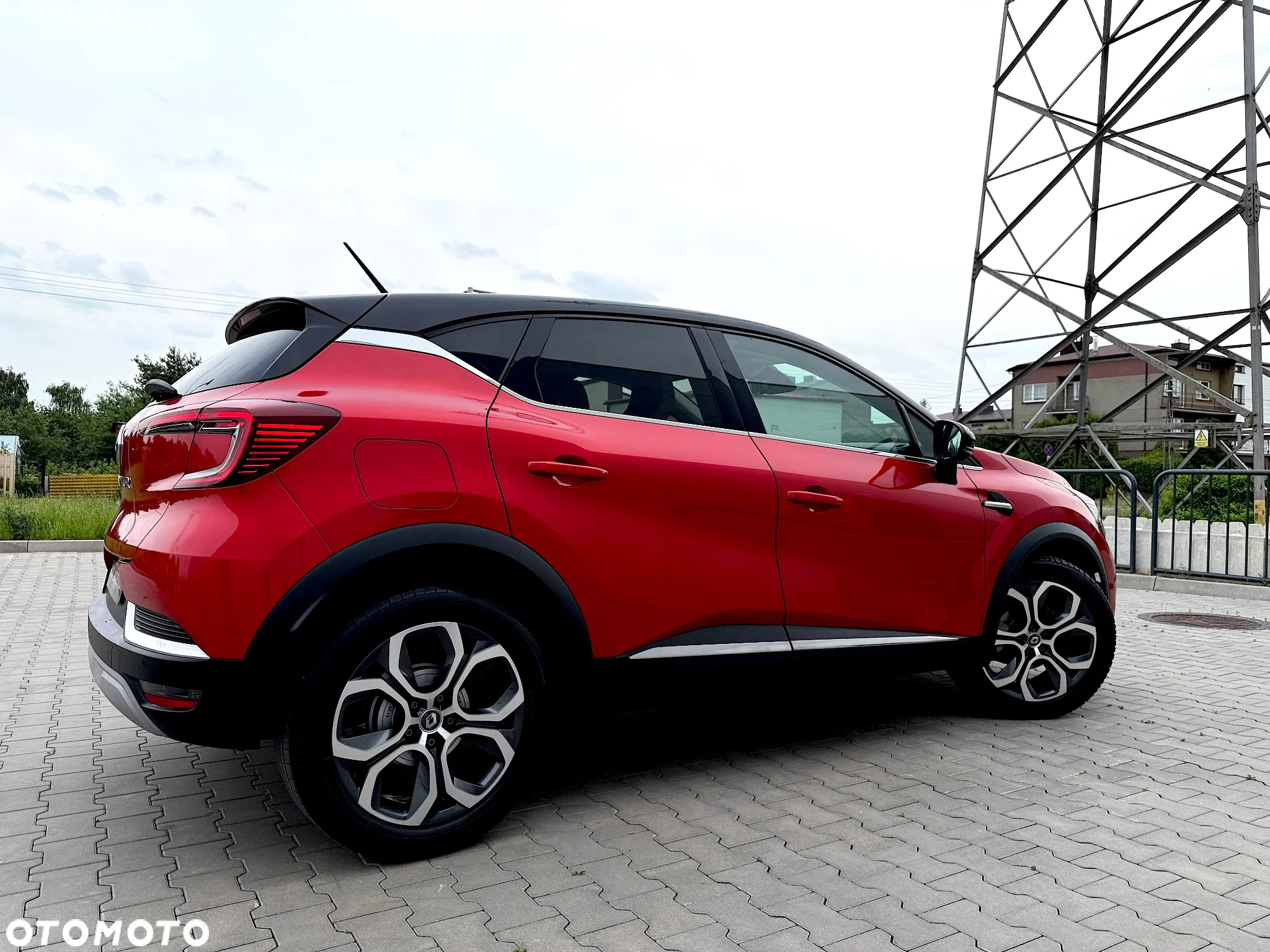Renault Captur TCe 100 INTENS - 18