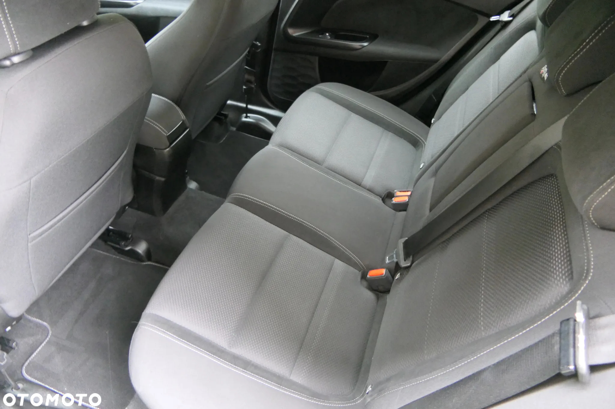 Fiat Tipo 1.4 T-Jet 16v Lounge - 14