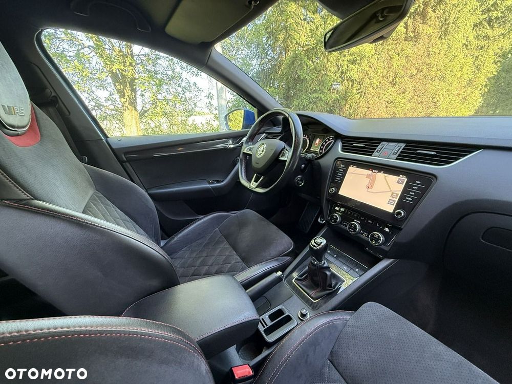 Skoda Octavia 2.0 TDI RS - 17