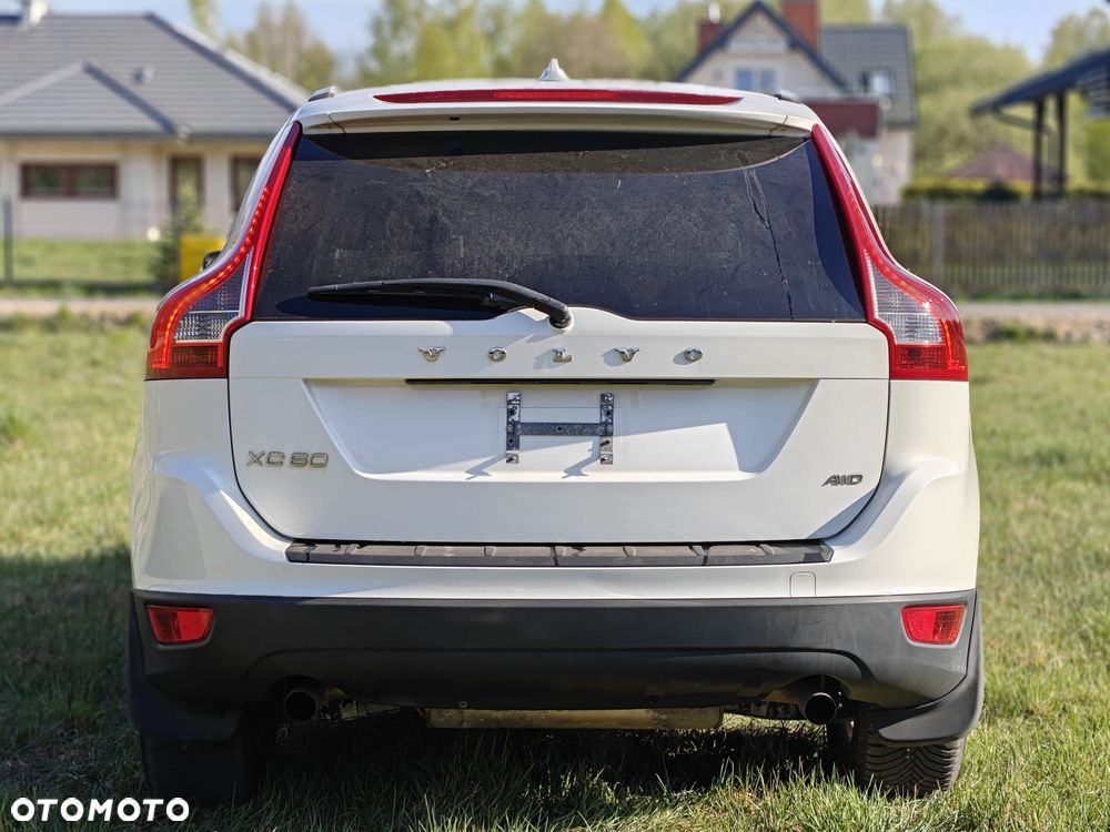 Volvo XC 60 3.2 AWD Momentum - 2