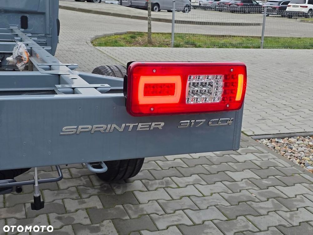 Mercedes-Benz Sprinter 317 CDI Long PRO 9G-Tronic - 29