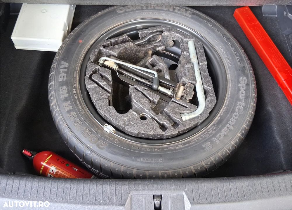 Volkswagen Golf GTI BlueMotion Technology DSG - 36