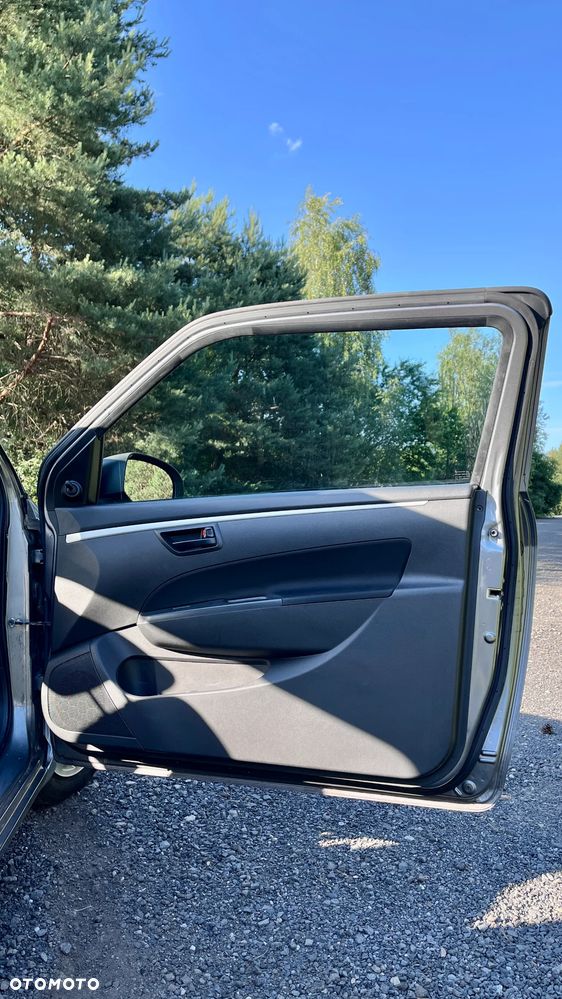 Suzuki Swift 1.2 Club - 27