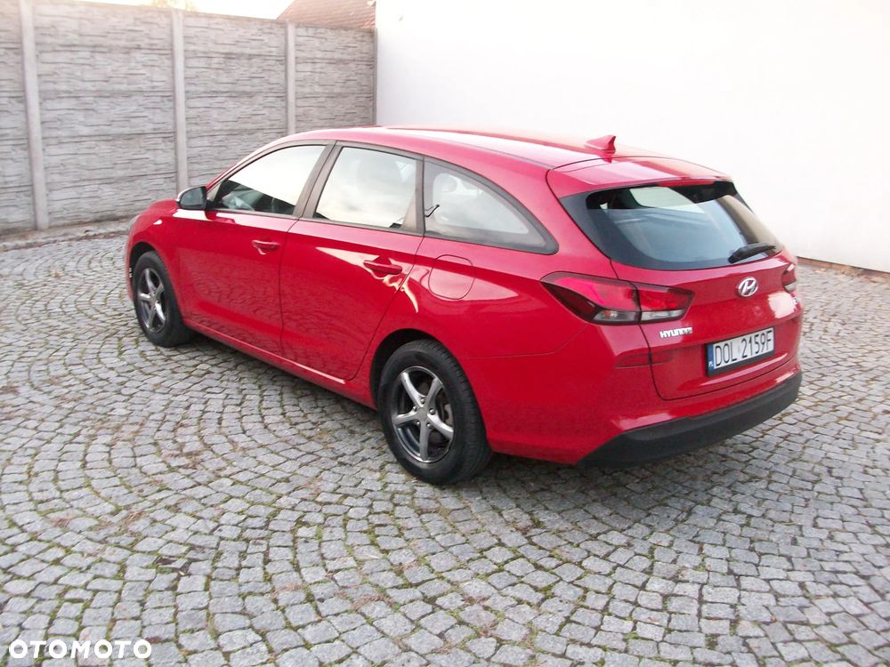 Hyundai i30 i30cw 1.4 Intro Edition - 7
