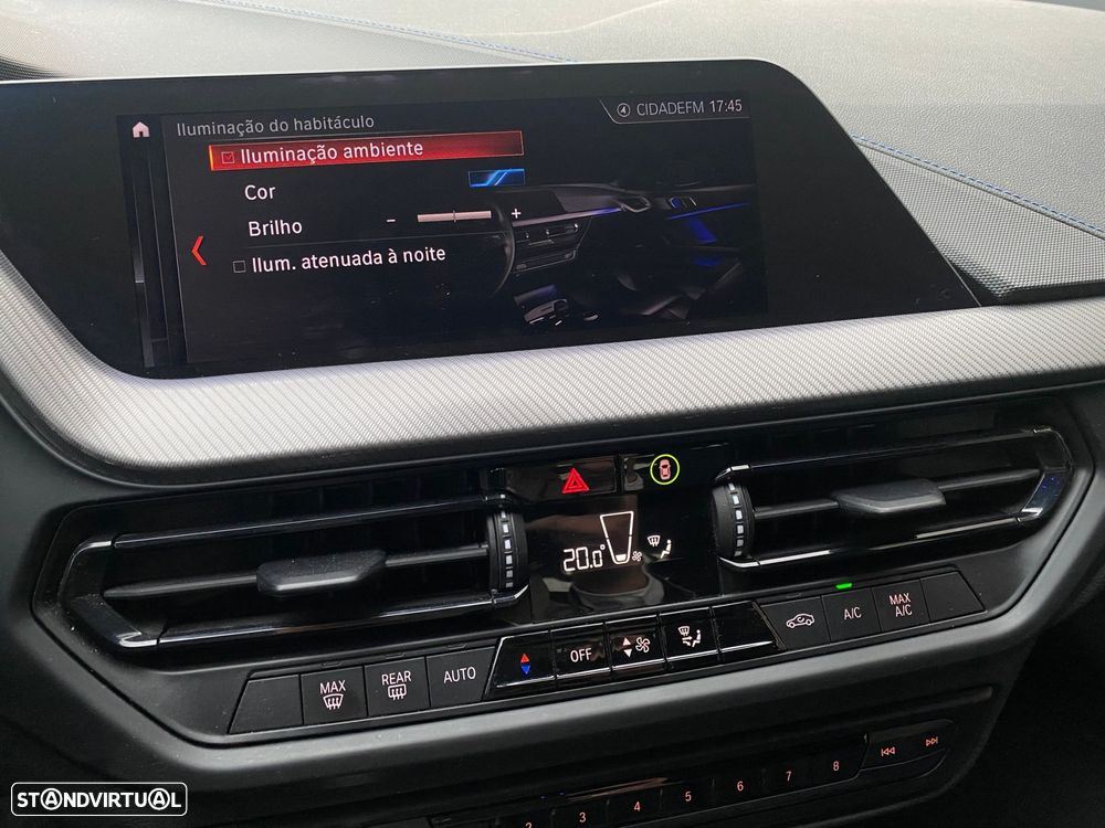 BMW 118 i Pack Desportivo M Auto - 16