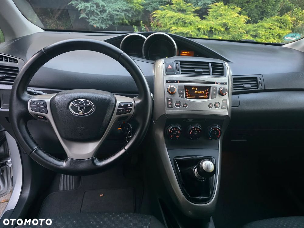 Toyota Verso 1.6 7-Sitzer Life - 32