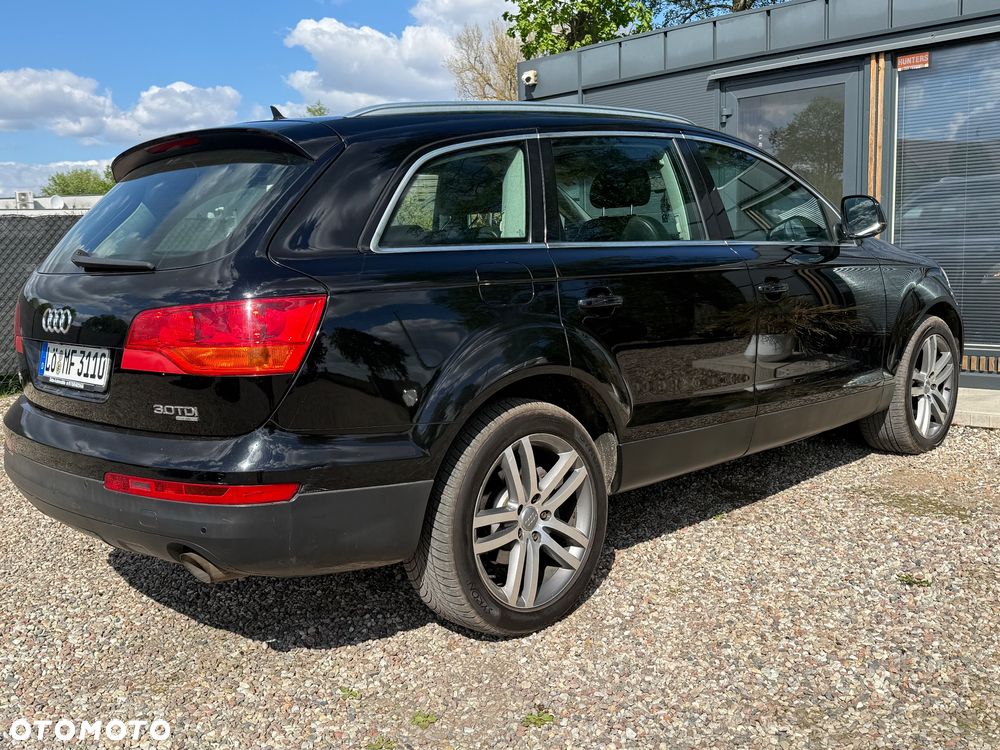 Audi Q7 3.0 TDI DPF quattro tiptronic - 13