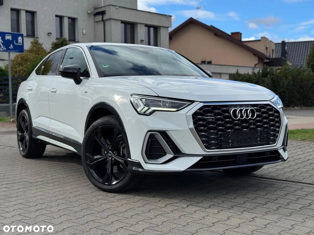 Audi Q3 Sportback 40 TFSI Quattro S-Line S tronic - 3