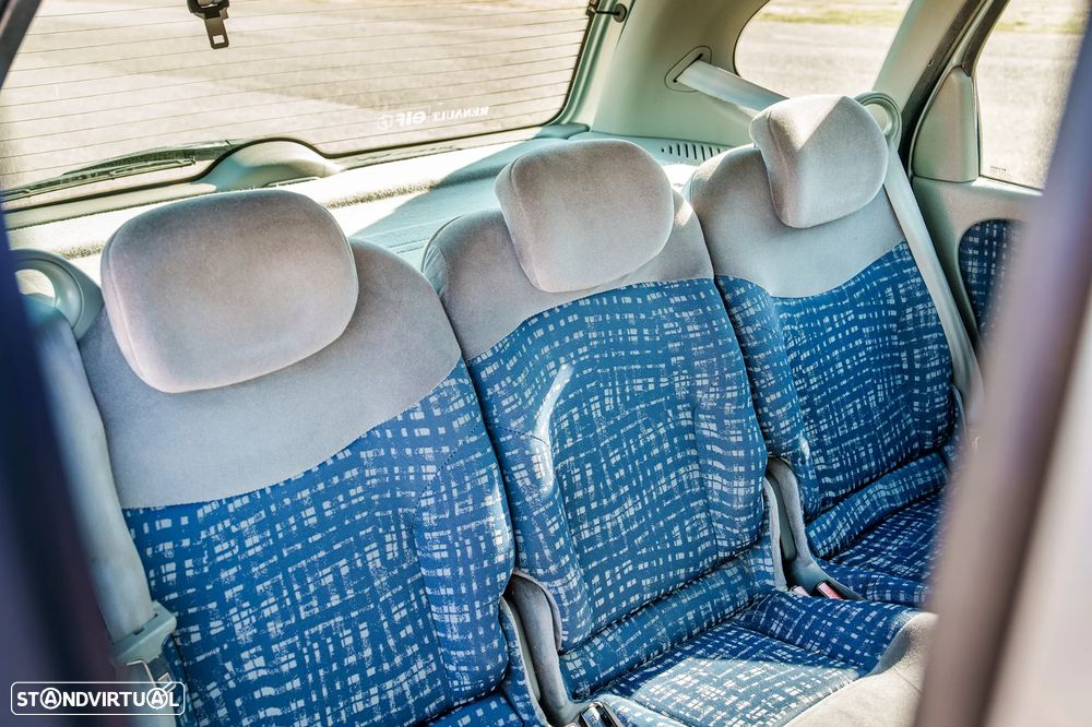 Renault Scénic 1.4 16V RTE - 21