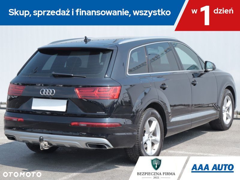 Audi Q7 - 7