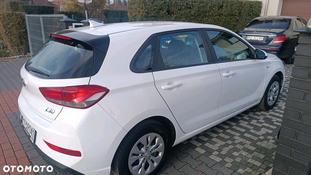 Hyundai i30 1.5 DPI Classic + - 3