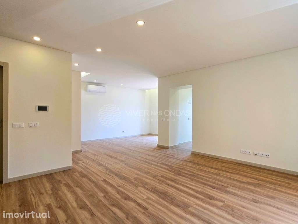 Andar de moradia totalmente remodelado | Terraço | Espinho | Junto ... - Grande imagem: 2/60